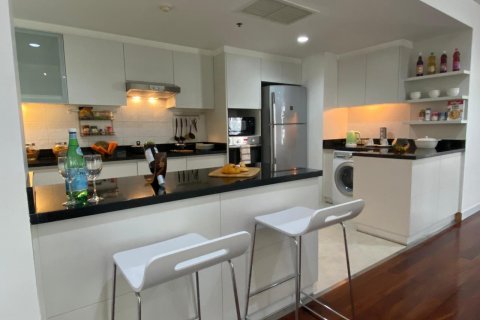 Кондоминиум с 3 спальнями в Ваттхане, Бангкок, Таиланд № 123693 - фото 1