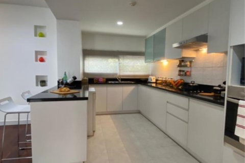 Кондоминиум с 3 спальнями в Ваттхане, Бангкок, Таиланд № 123693 - фото 6