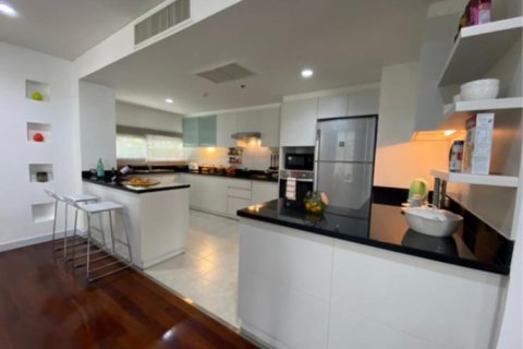 Кондоминиум с 3 спальнями в Ваттхане, Бангкок, Таиланд № 123693 - фото 16