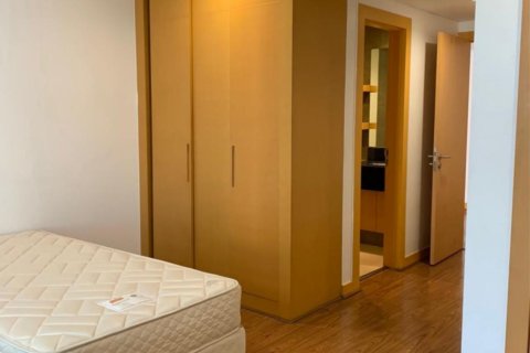 Кондоминиум с 3 спальнями в Ваттхане, Бангкок, Таиланд № 123693 - фото 2