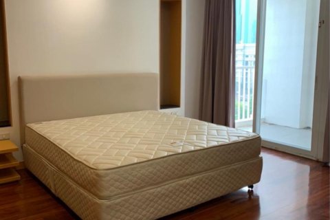 Кондоминиум с 3 спальнями в Ваттхане, Бангкок, Таиланд № 123693 - фото 14