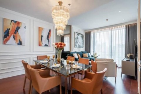 Кондоминиум с 2 спальнями в Ваттхане, Бангкок, Таиланд № 123689 - фото 4