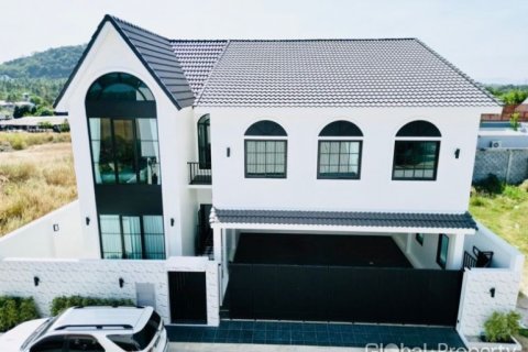 Maison à Pattaya, Thaïlande 3 chambres № 125761 - photo 1