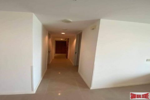 Квартира в Тхонбури, Бангкок, Таиланд с 3 спальнями № 132116 - фото 16