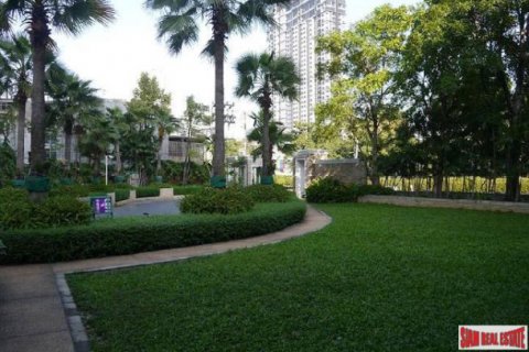 Apartment in Thonburi, Bangkok, Thailand 2 bedrooms № 132111 - photo 14