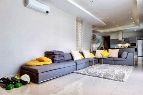 Дом в Банг Ламунге, Таиланд с 4 спальнями  № 125951 - фото 3