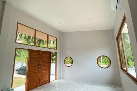 Villa à Surat Thani, Thaïlande 3 chambres № 125945 - photo 9