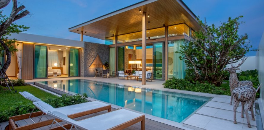 Villa in Phuket, Thailand 3 bedrooms № 115918