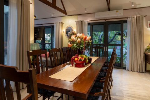 Villa in Chiang Mai, Thailand 5 bedrooms № 126308 - photo 24