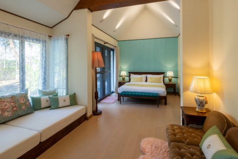 Villa in Chiang Mai, Thailand 5 bedrooms № 126308 - photo 16