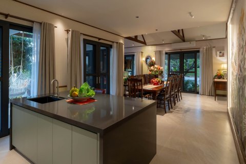 Villa in Chiang Mai, Thailand 5 bedrooms № 126308 - photo 25