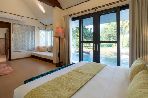 Villa in Chiang Mai, Thailand 5 bedrooms № 126308 - photo 17