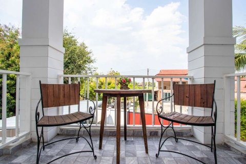 Дом в Чиангмае, Таиланд с 5 спальнями  № 126299 - фото 28