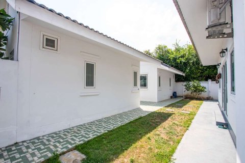 Дом в Чиангмае, Таиланд с 5 спальнями  № 126299 - фото 11