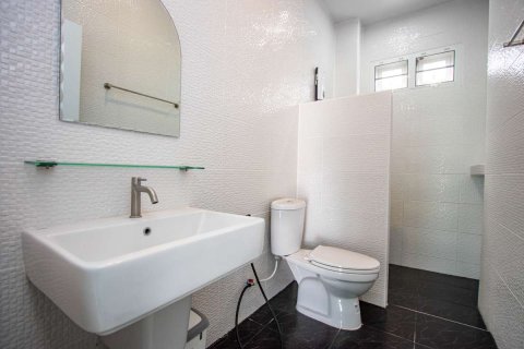 Дом в Чиангмае, Таиланд с 5 спальнями  № 126299 - фото 9