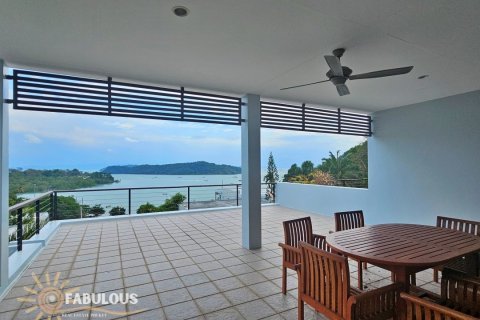 Кондоминиум с 2 спальнями в Паклоке, Таиланд № 124335 - фото 1