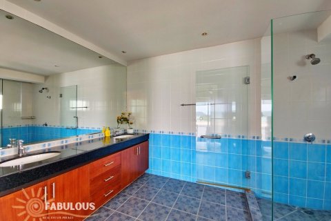 Кондоминиум с 2 спальнями в Паклоке, Таиланд № 124335 - фото 12