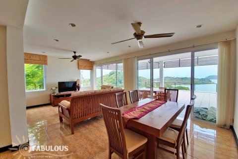 Кондоминиум с 2 спальнями в Паклоке, Таиланд № 124335 - фото 7