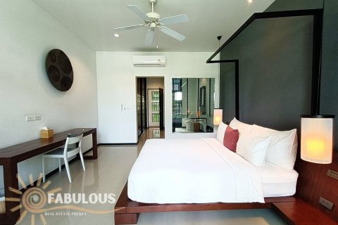 Villa in Phuket, Thailand 3 bedrooms № 124338 - photo 4