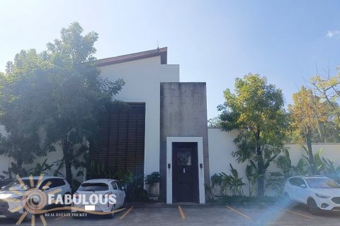 Villa in Phuket, Thailand 3 bedrooms № 124338 - photo 6