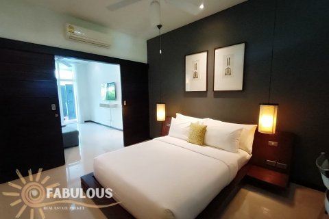 Villa in Phuket, Thailand 3 bedrooms № 124338 - photo 10