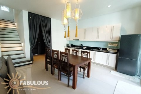 Villa in Phuket, Thailand 3 bedrooms № 124338 - photo 13