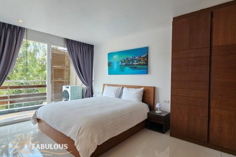 Condo in Kathu, Thailand, 2 bedrooms  № 124334 - photo 11