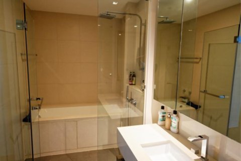 Кондоминиум с 3 спальнями в Кхлонг Сане, Бангкок, Таиланд № 123732 - фото 23