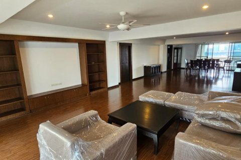 Кондоминиум с 3 спальнями в Клонг Тоэй, Бангкок, Таиланд № 123728 - фото 15