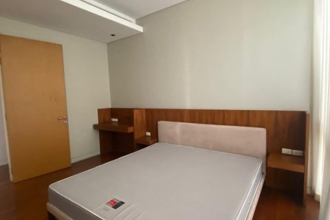 Condo in Khlong Toei, Bangkok, Thailand, 2 bedrooms  № 123729 - photo 18