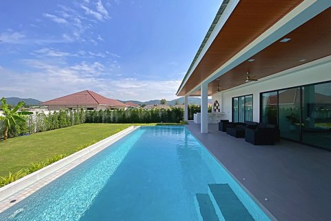 House in Hua Hin, Thailand 4 bedrooms № 125096 - photo 3