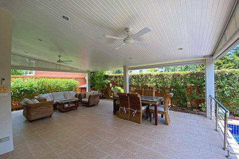 House in Hua Hin, Thailand 3 bedrooms № 125093 - photo 11