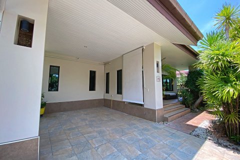 House in Hua Hin, Thailand 3 bedrooms № 125093 - photo 9