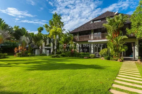 Maison à Bang Tao, Thaïlande 5 chambres № 130846 - photo 1