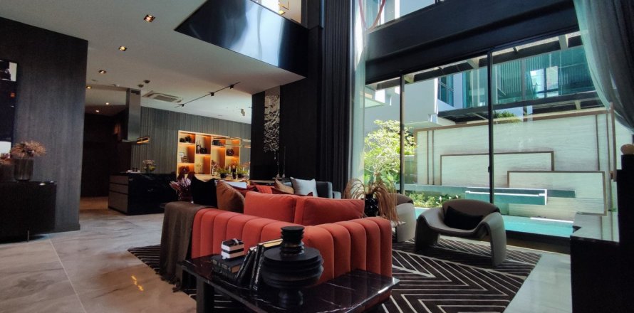 Дом в 95E1 Project, Бангкок, Таиланд с 9 комнатами  № 121301