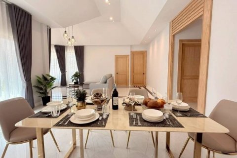 House in Pattaya, Thailand 3 bedrooms № 132623 - photo 8