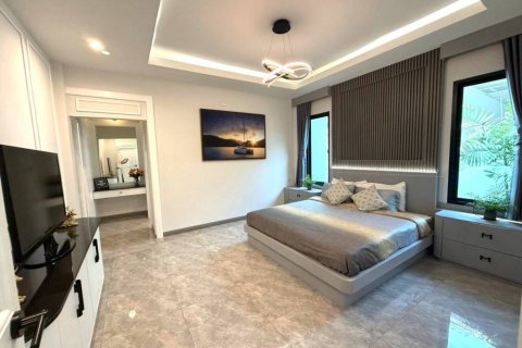 Дом в Паттайе, Таиланд с 4 спальнями  № 132624 - фото 5