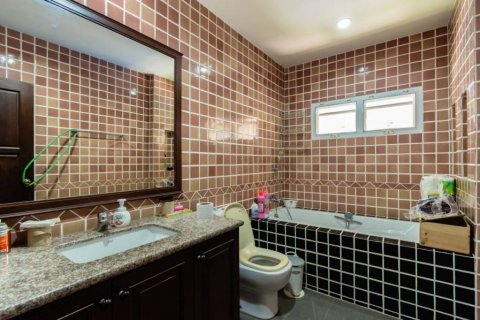 Вилла в Хуа Хине, Таиланд с 3 спальнями  № 100928 - фото 8