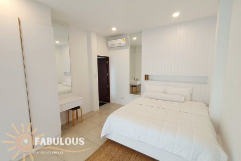 Villa in Phuket, Thailand 3 bedrooms № 85403 - photo 26