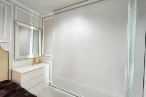 Condo in Bangkok, Thailand, 1 bedroom  № 101592 - photo 9