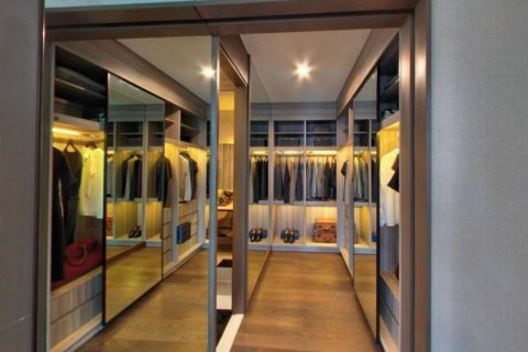 Кондоминиум с 2 спальнями в Бангкоке, Таиланд № 85624 - фото 10