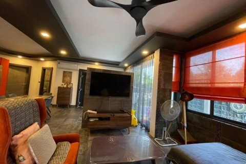 Villa in Pattaya, Thailand 5 bedrooms № 100664 - photo 7