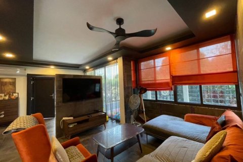 Villa in Pattaya, Thailand 5 bedrooms № 100664 - photo 3