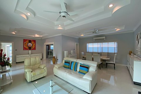 Дом в Хуа Хине, Таиланд с 4 спальнями  № 125122 - фото 13