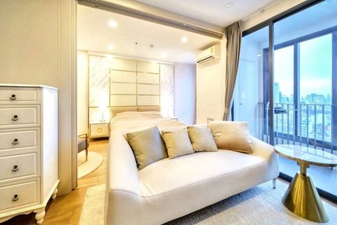 Condo in Bangkok, Thailand, 1 bedroom № 86819 - photo 1