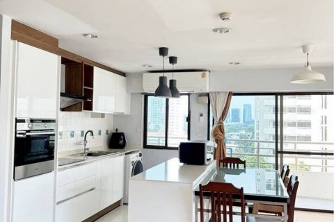 Condo à Khlong Toei, Bangkok, Thaïlande, 2 chambres  № 86824 - photo 2