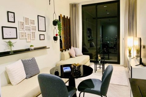 Condo à Bangkok, Thaïlande, 2 chambres  № 101870 - photo 1