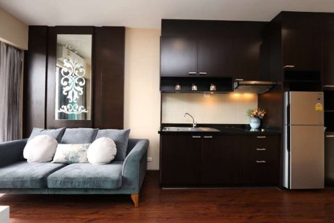 Condo in Chiang Mai, Thailand, 2 bedrooms  № 120245 - photo 1