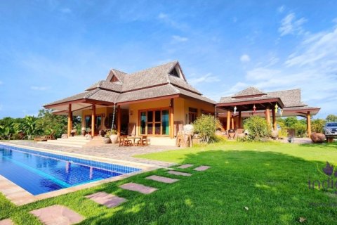 House in Mae Rim, Thailand 2 bedrooms № 120246 - photo 11