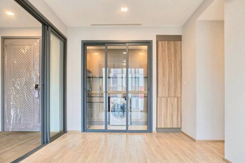 Condo à Bangkok, Thaïlande, 2 chambres  № 115892 - photo 1